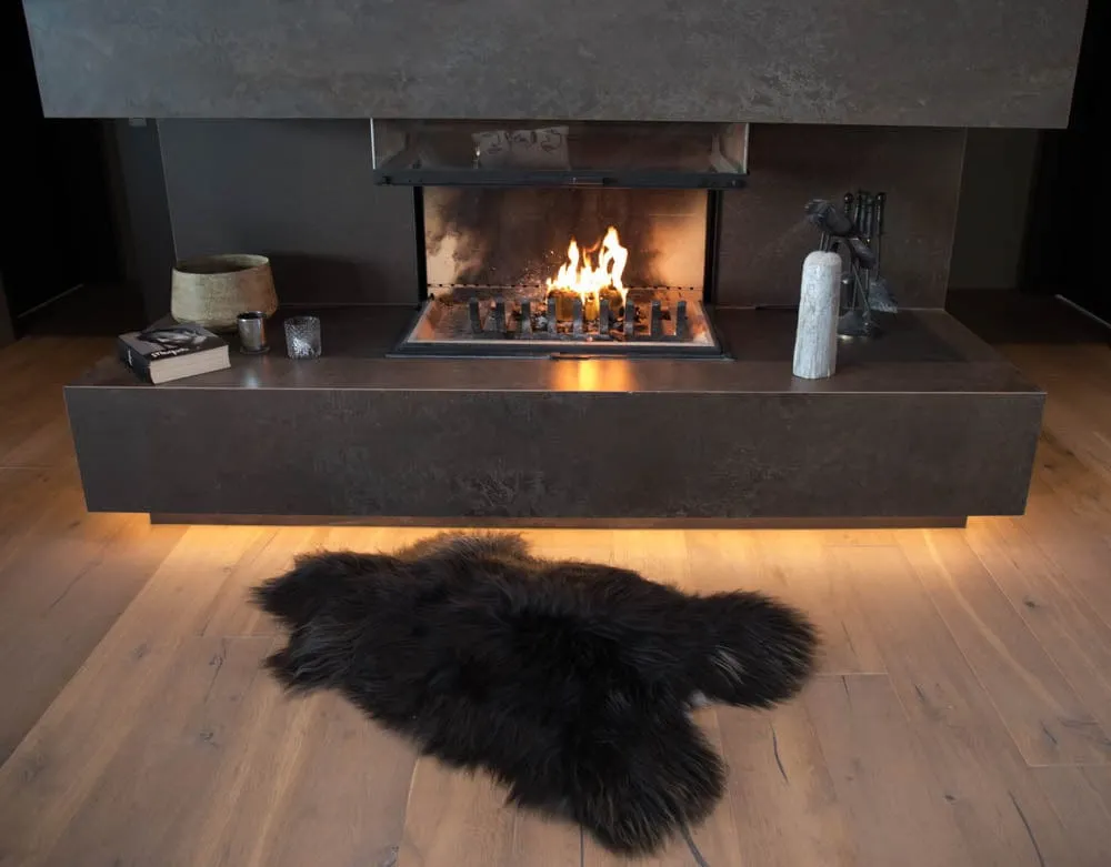 Icelandic Sheepskin Rug - Black